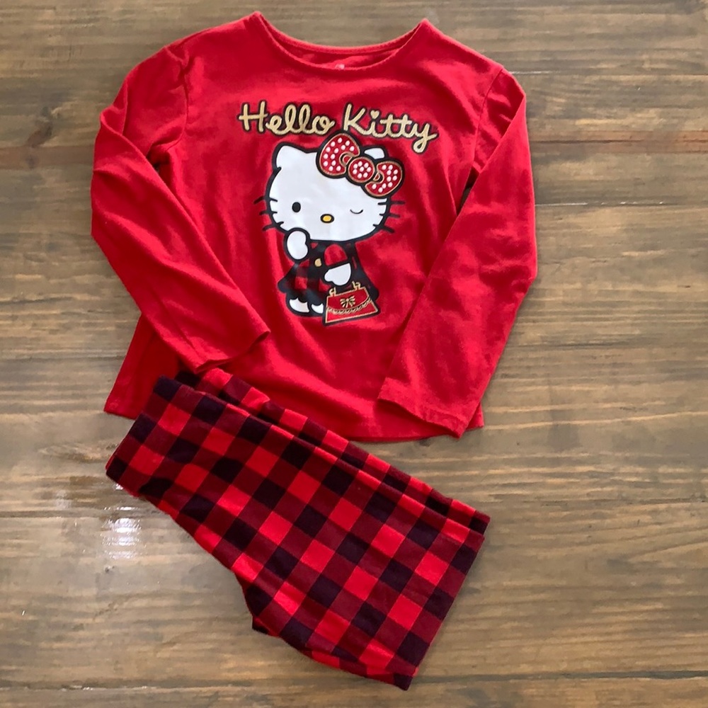 Hello kitty matching outfit. Size 6.